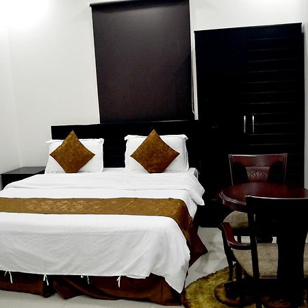 الخربوش للشقق المخدومة Hafar Al-Batin Exterior foto